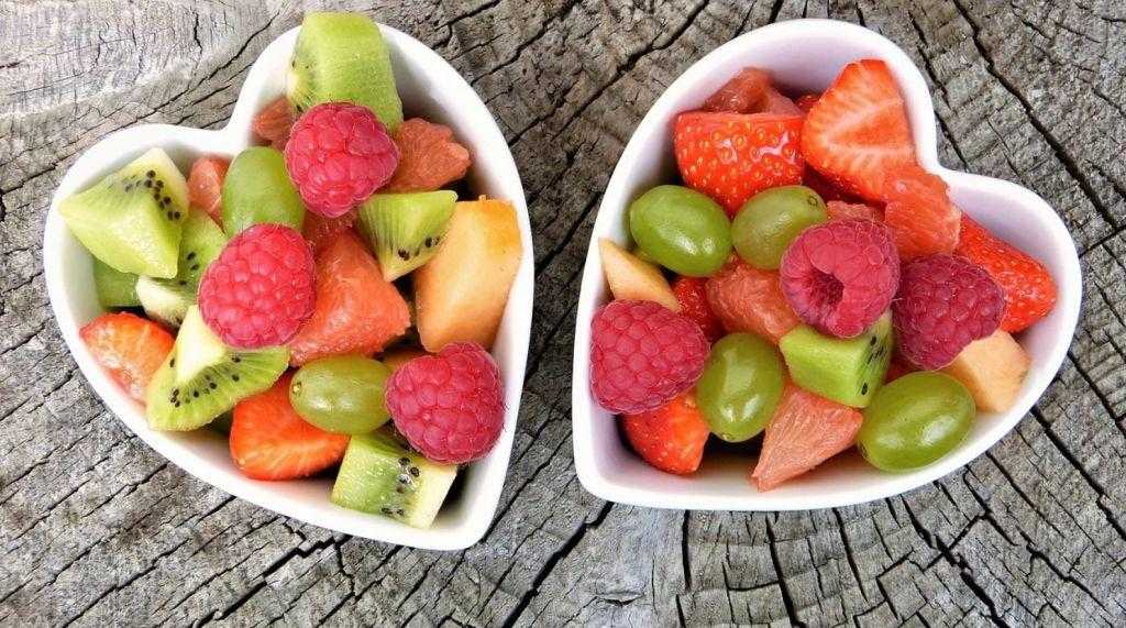 Healthy fruits for dogs